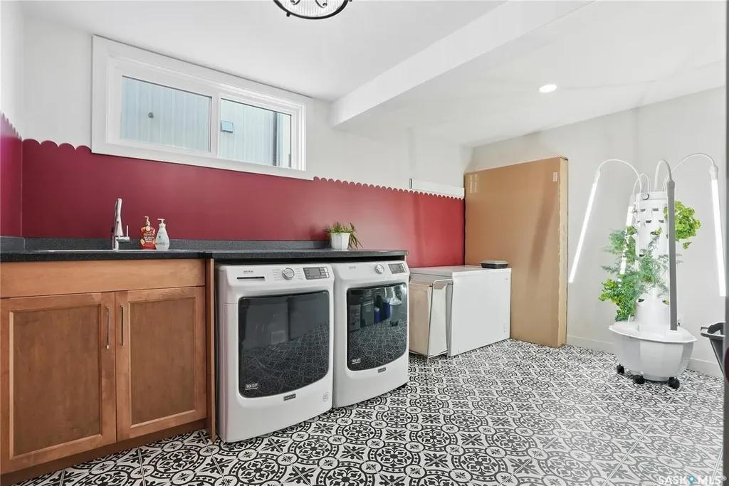 520 16th Avenue Humboldt SK S0K 2A0