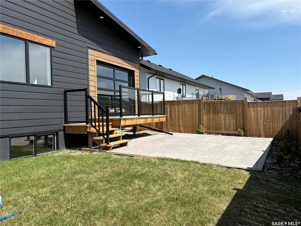 520 16th Avenue Humboldt SK S0K 2A0