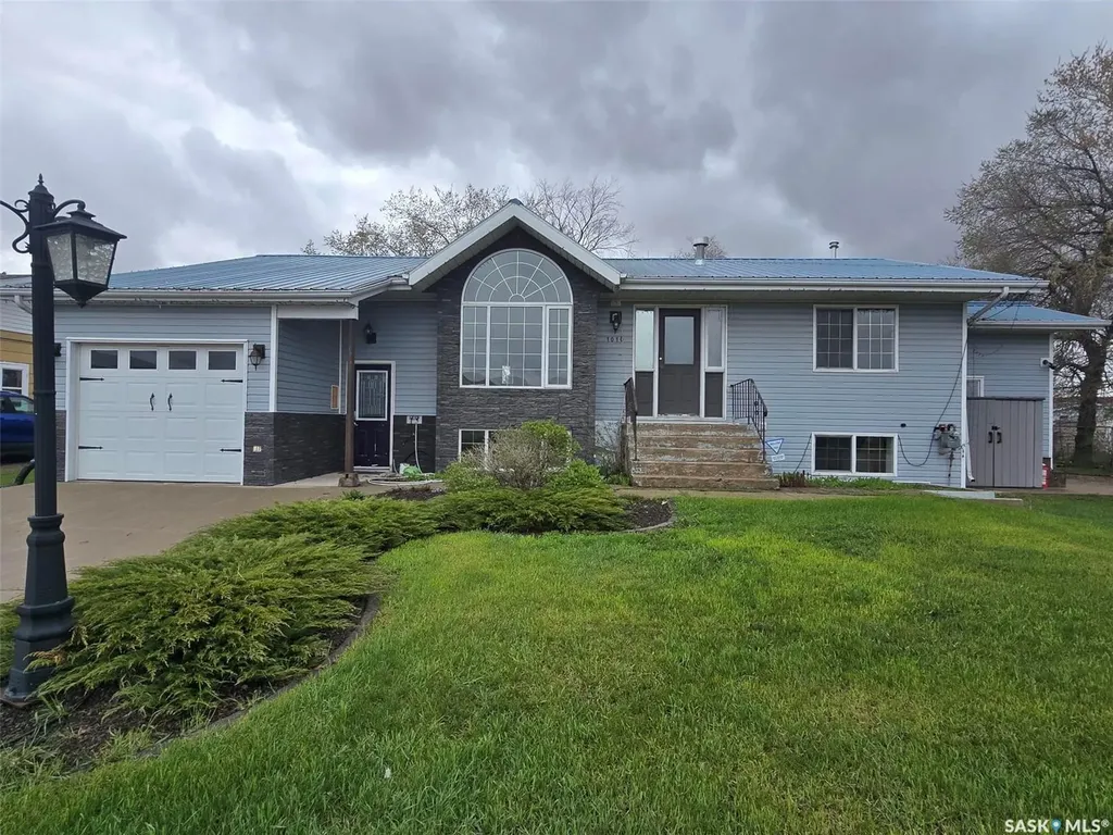 1010 Desmond Street Grenfell SK S0G 2B0