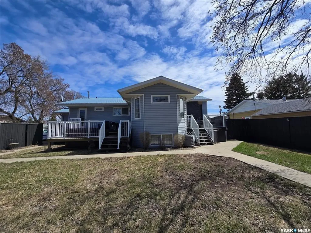 1010 Desmond Street Grenfell SK S0G 2B0