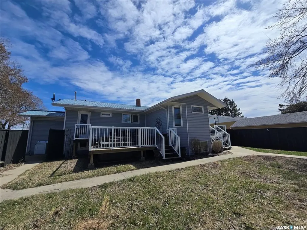 1010 Desmond Street Grenfell SK S0G 2B0