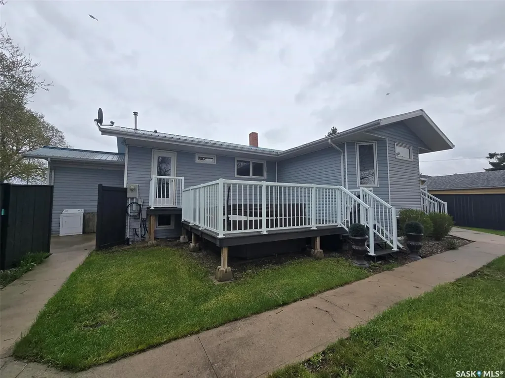 1010 Desmond Street Grenfell SK S0G 2B0
