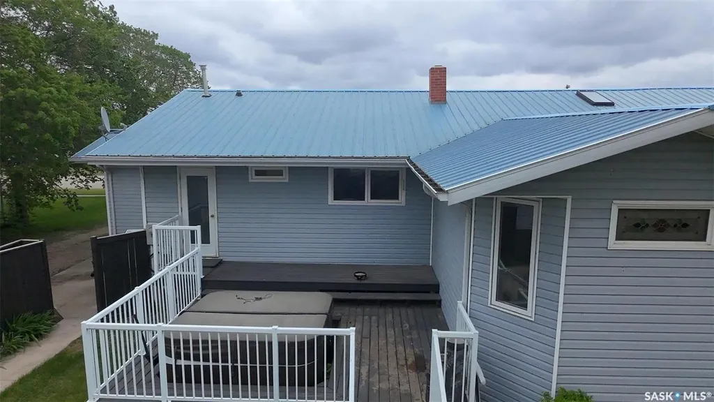 1010 Desmond Street Grenfell SK S0G 2B0