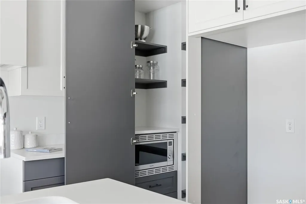 155 Mcfaull Way Saskatoon SK S7V 1Z9