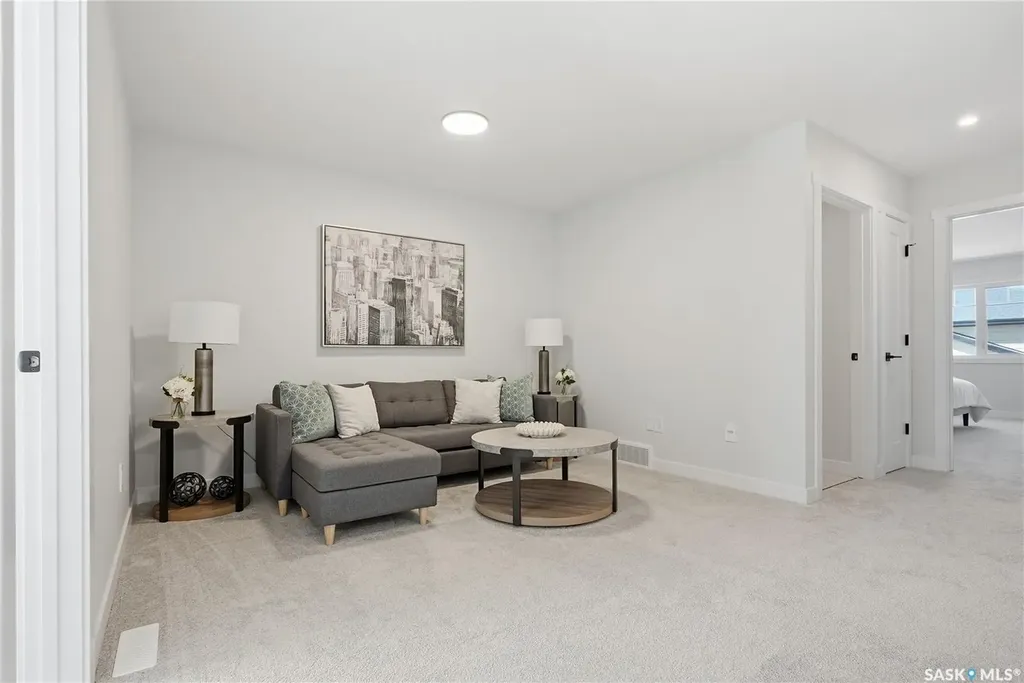 155 Mcfaull Way Saskatoon SK S7V 1Z9