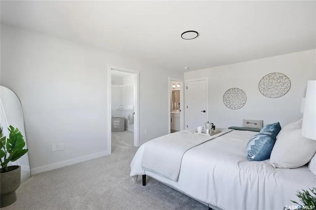 155 Mcfaull Way Saskatoon SK S7V 1Z9
