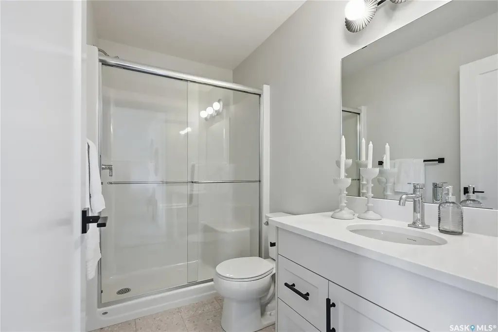 155 Mcfaull Way Saskatoon SK S7V 1Z9