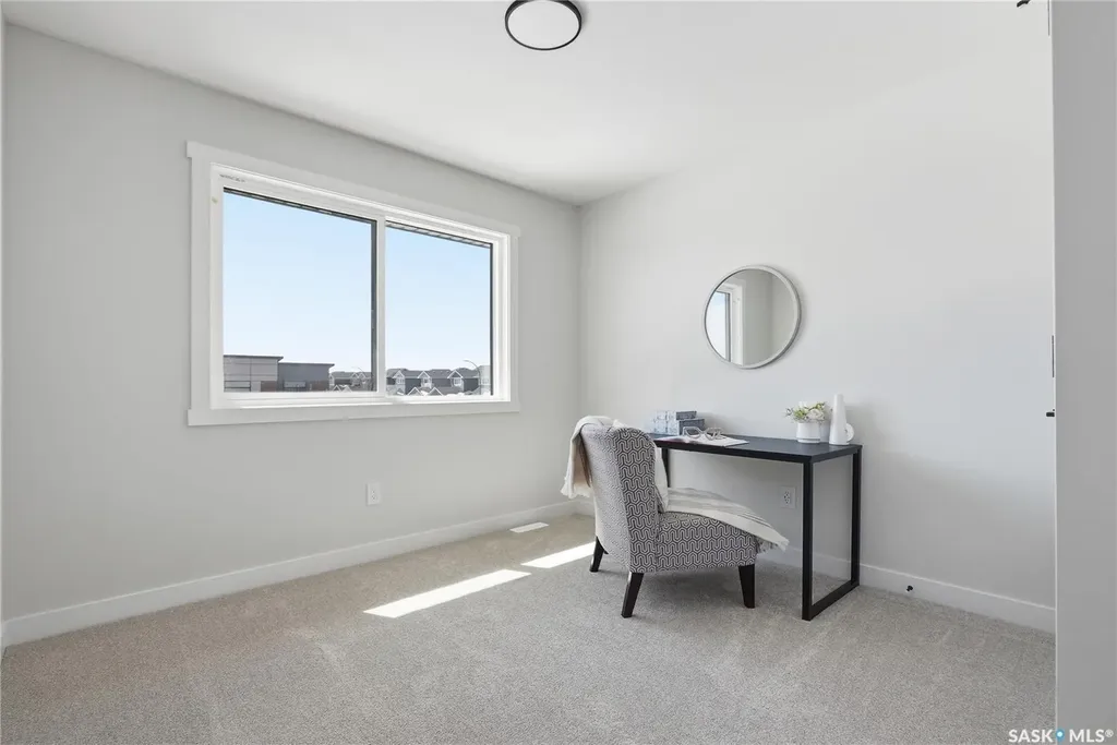 155 Mcfaull Way Saskatoon SK S7V 1Z9