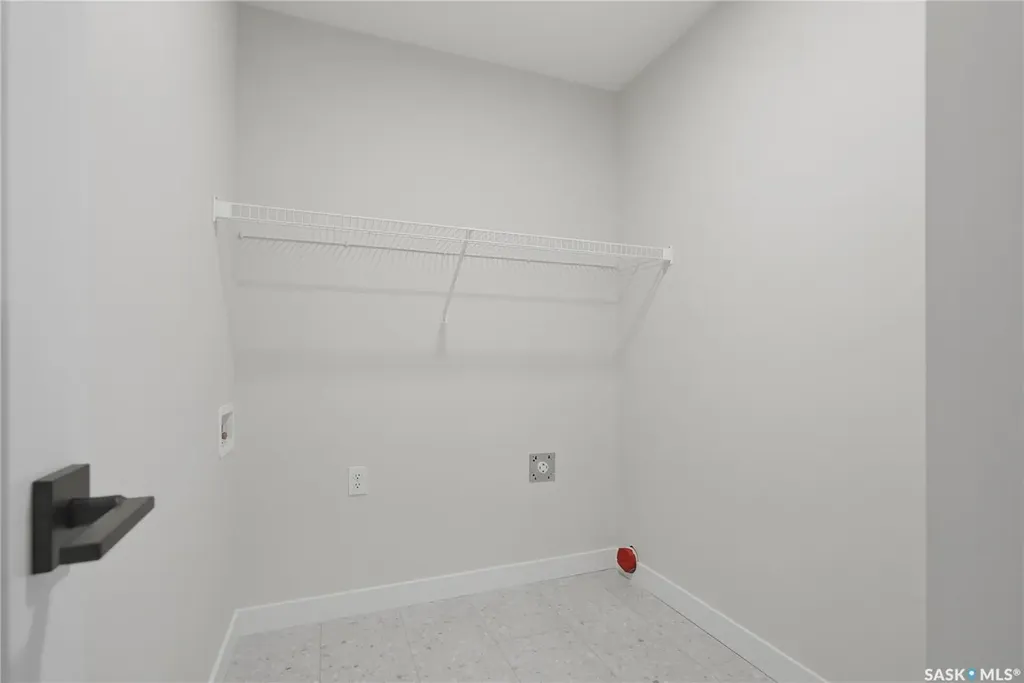 155 Mcfaull Way Saskatoon SK S7V 1Z9