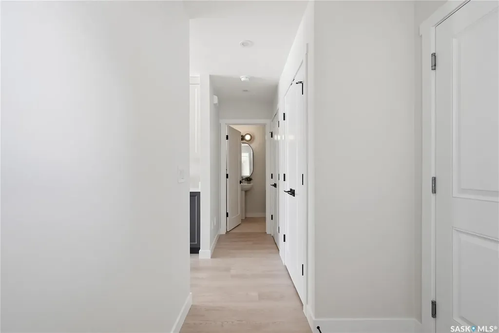155 Mcfaull Way Saskatoon SK S7V 1Z9
