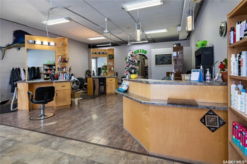1601 29th Street W Saskatoon SK S7L 0N6