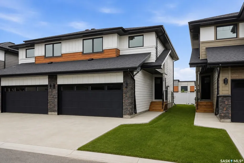 155 Mcfaull Way Saskatoon SK S7V 1Z9