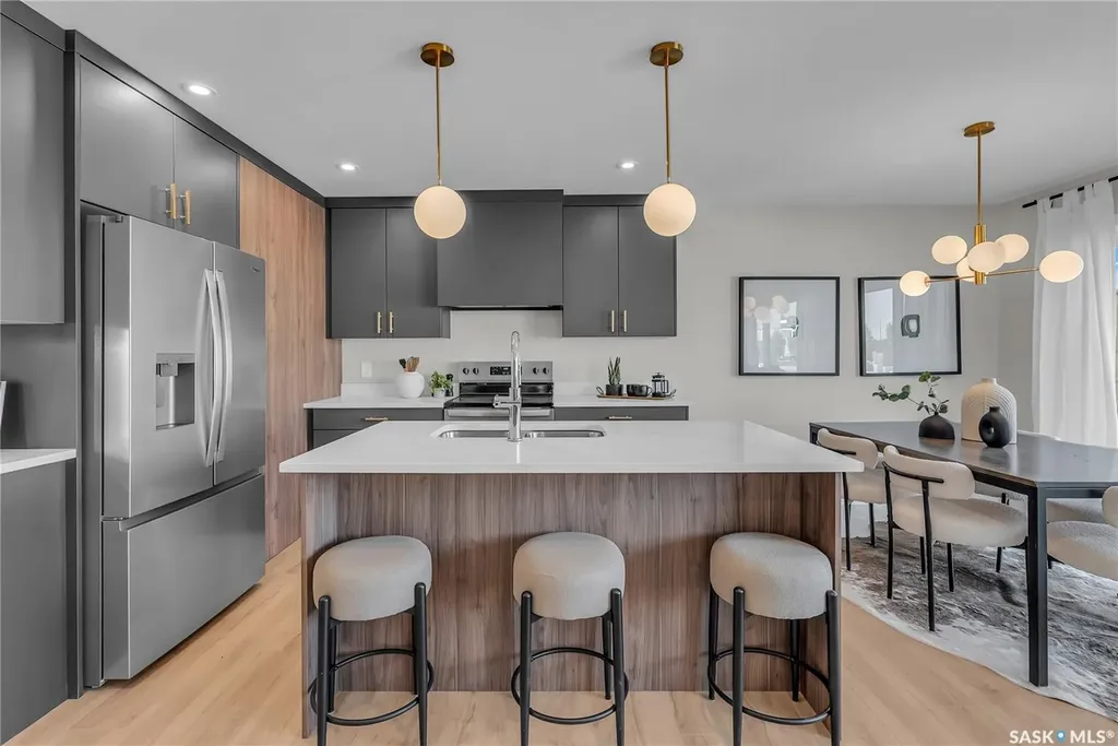 155 Mcfaull Way Saskatoon SK S7V 1Z9