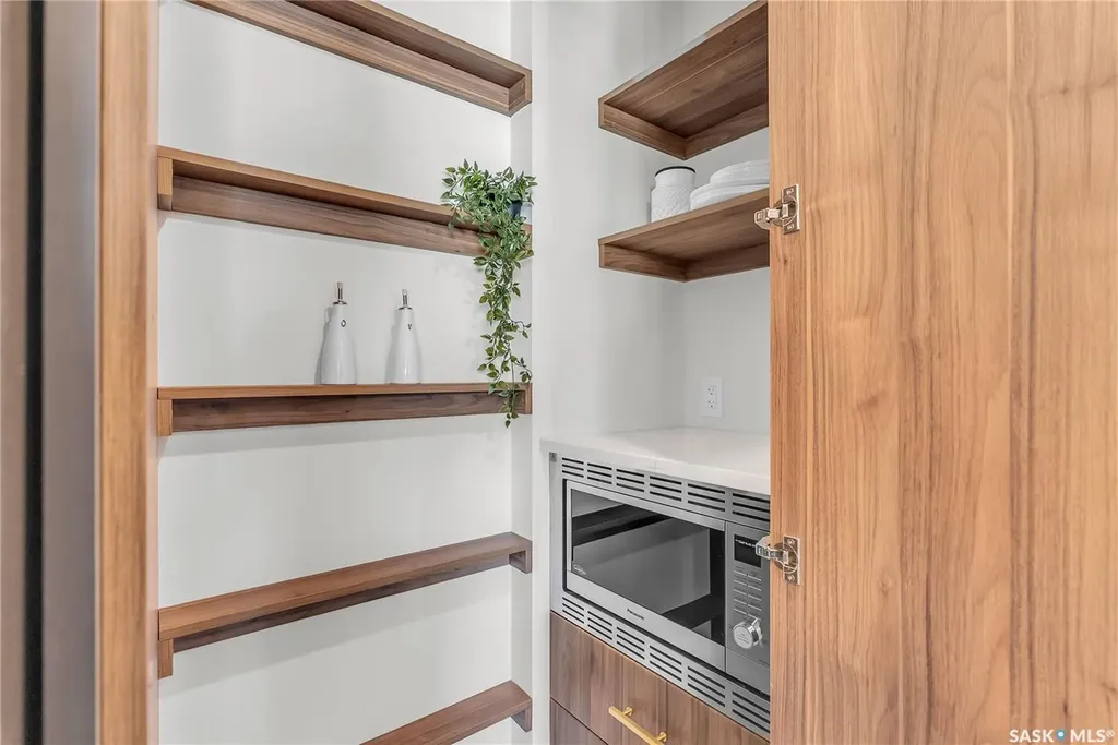 155 Mcfaull Way Saskatoon SK S7V 1Z9