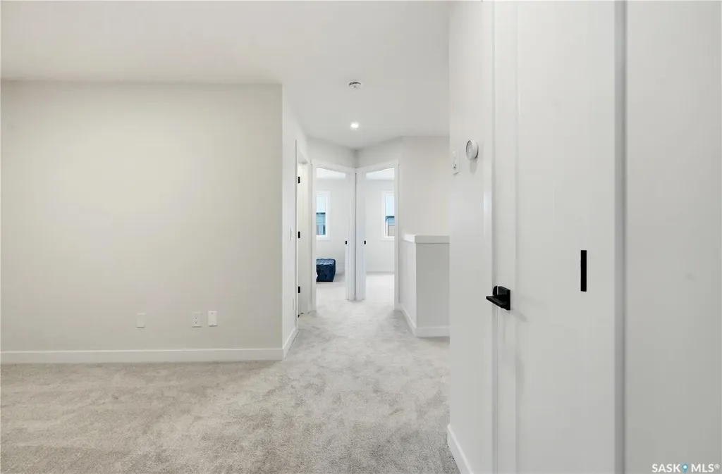 155 Mcfaull Way Saskatoon SK S7V 1Z9
