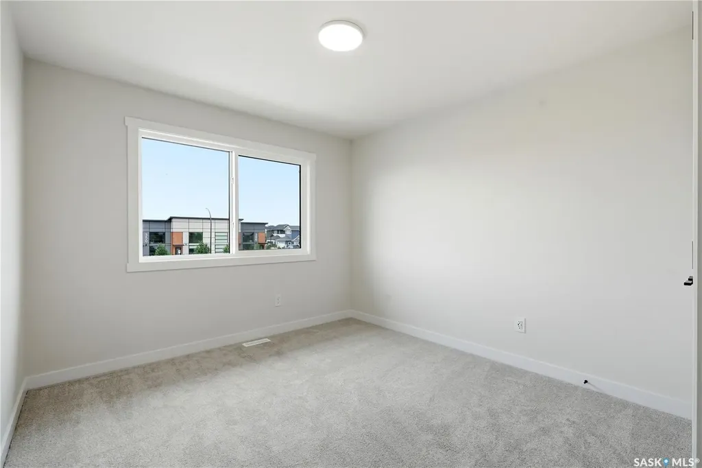 155 Mcfaull Way Saskatoon SK S7V 1Z9