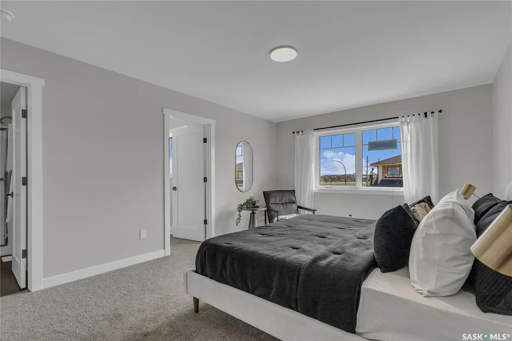 155 Mcfaull Way Saskatoon SK S7V 1Z9