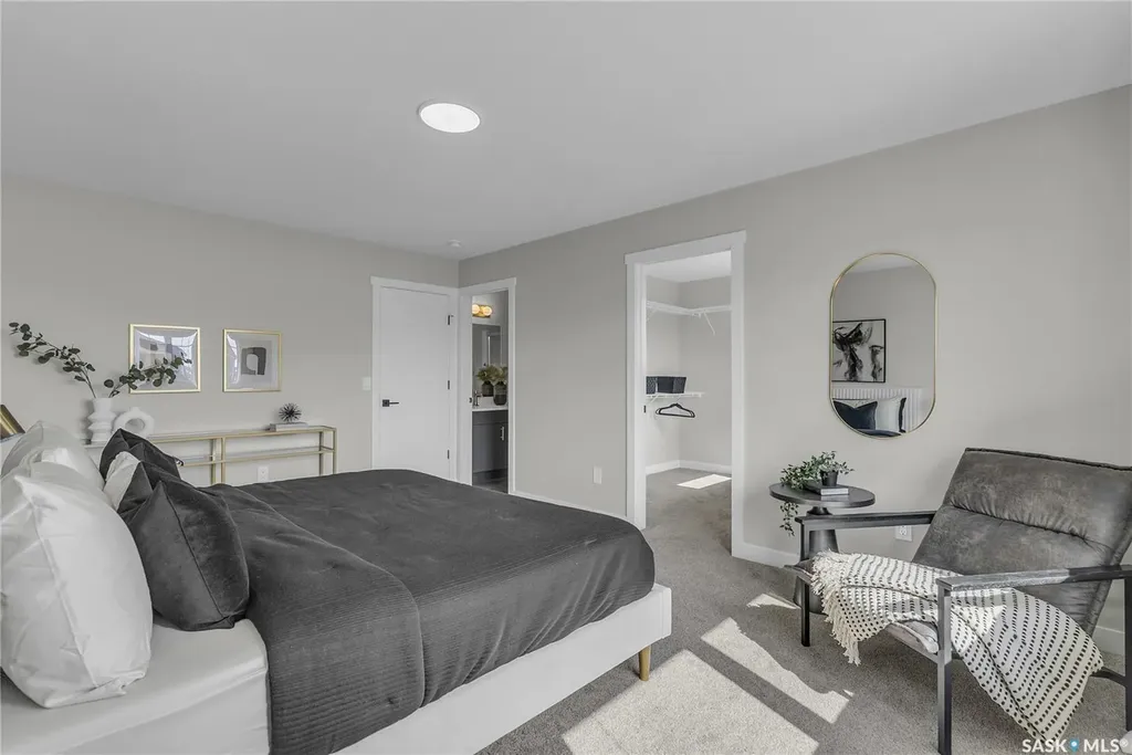 155 Mcfaull Way Saskatoon SK S7V 1Z9