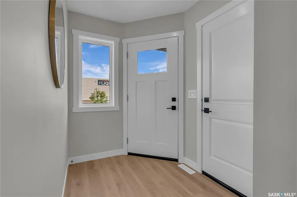 155 Mcfaull Way Saskatoon SK S7V 1Z9