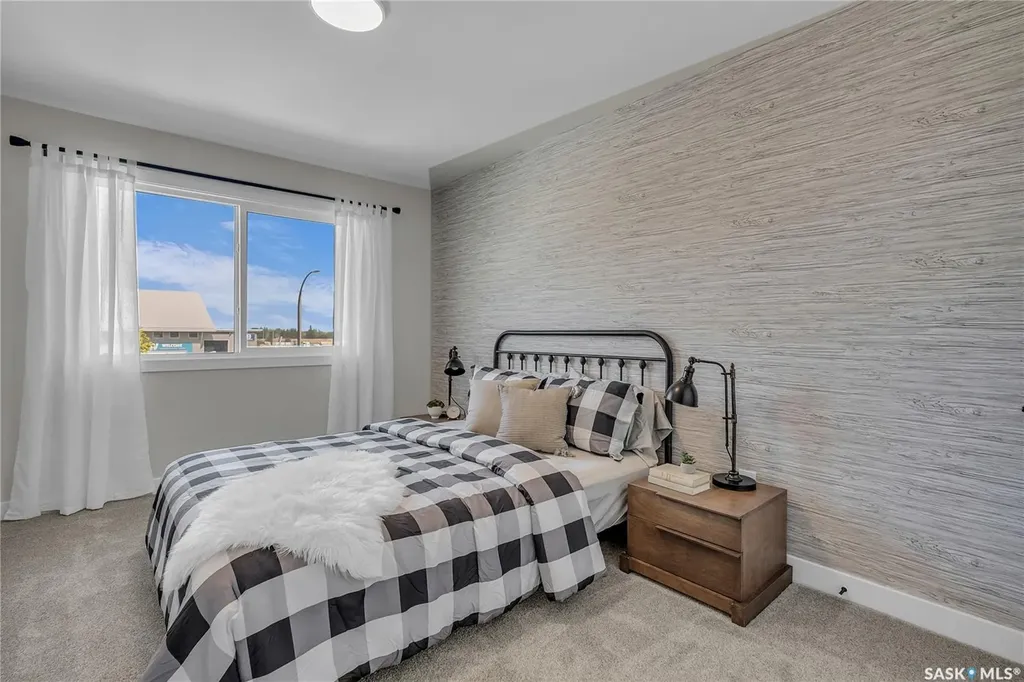 155 Mcfaull Way Saskatoon SK S7V 1Z9