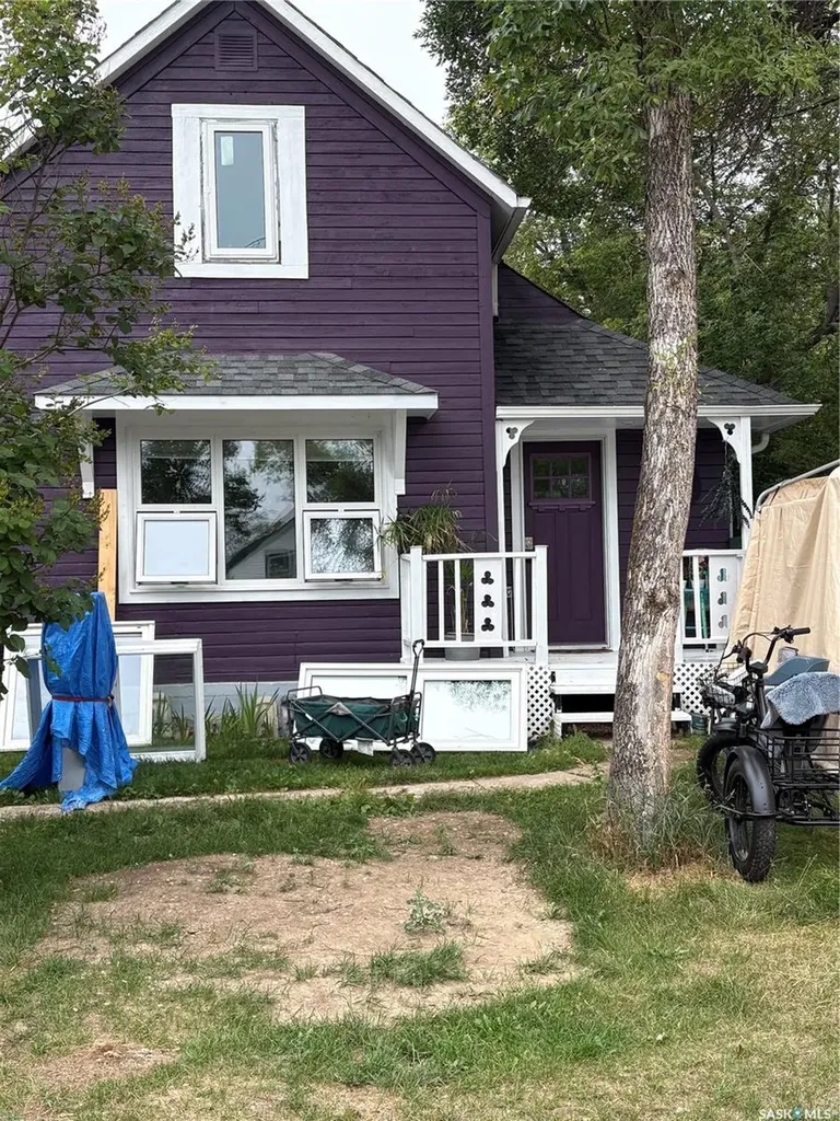 105 2nd Avenue S Big River SK S0J 0E0