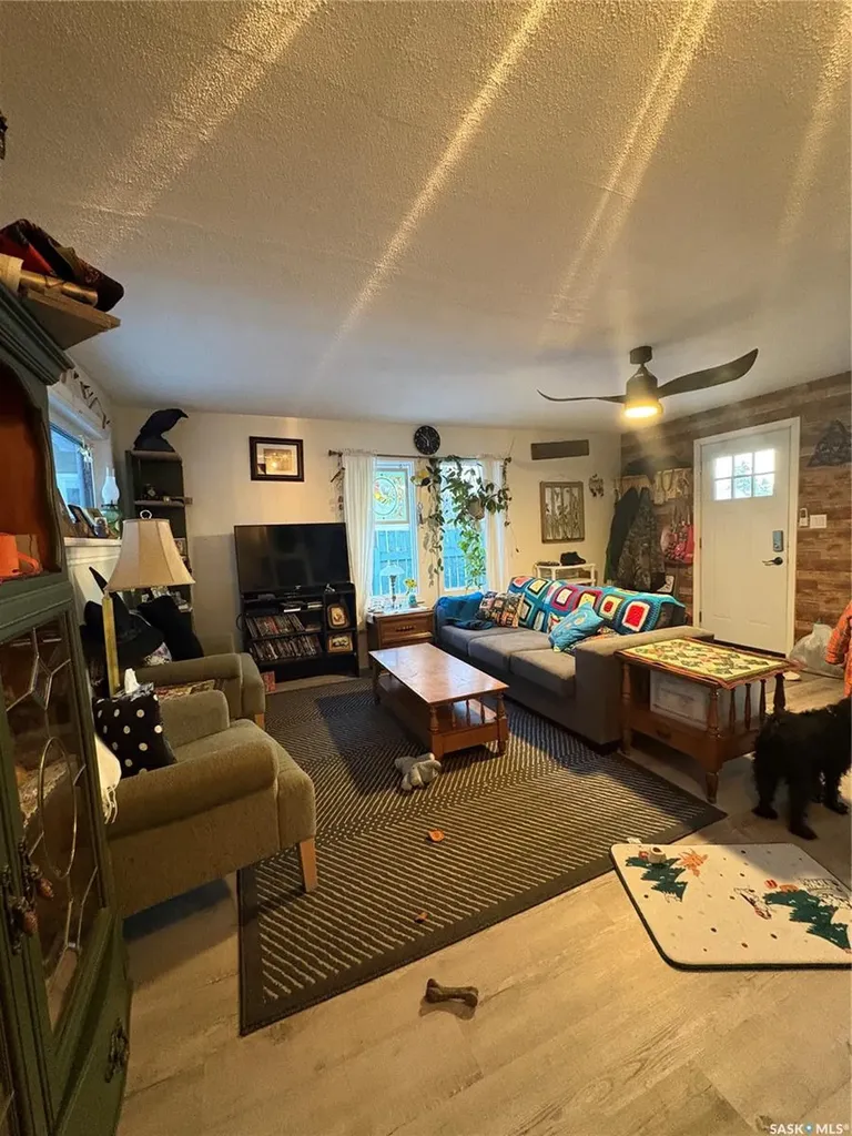 105 2nd Avenue S Big River SK S0J 0E0