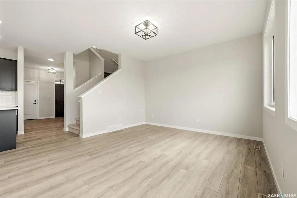 3252 Favel Drive Regina SK S4V 4B3