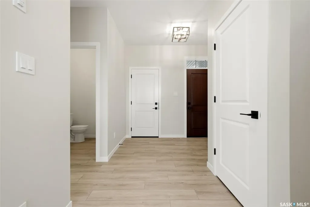 3252 Favel Drive Regina SK S4V 4B3