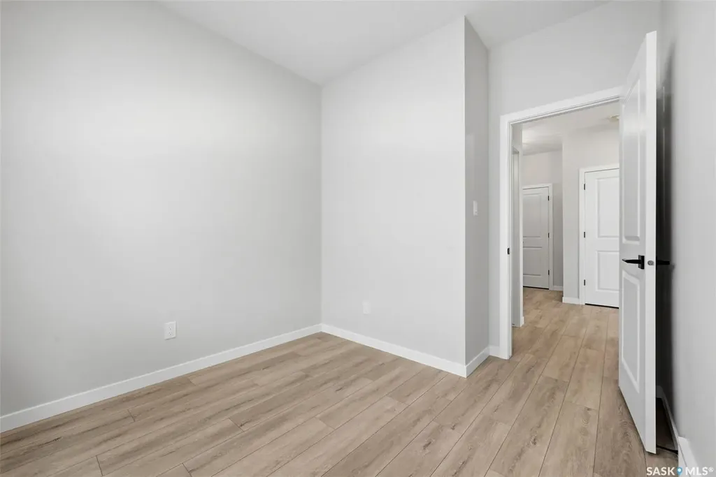 3252 Favel Drive Regina SK S4V 4B3