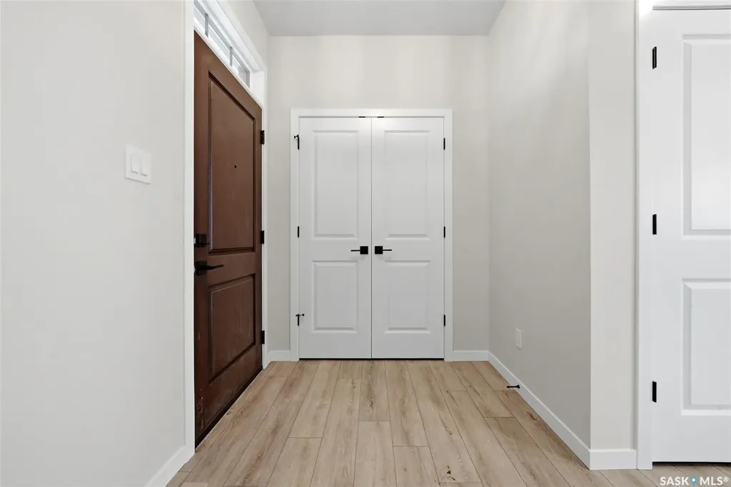 3252 Favel Drive Regina SK S4V 4B3