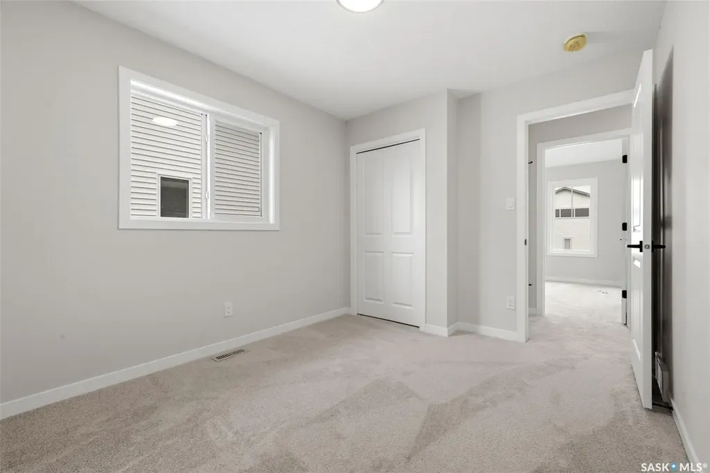 3252 Favel Drive Regina SK S4V 4B3