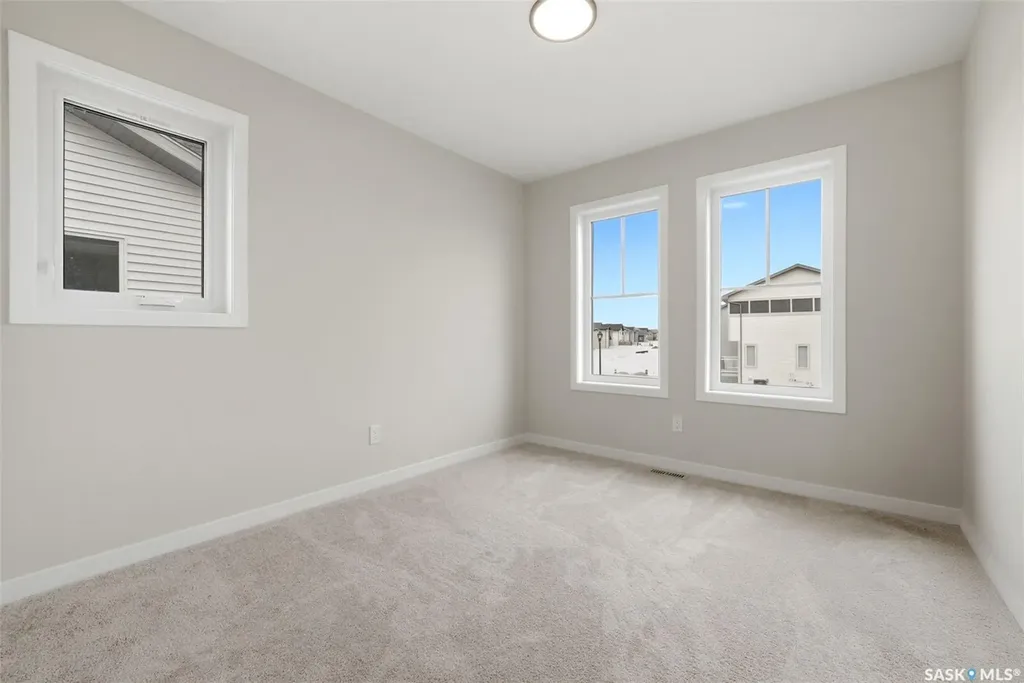 3252 Favel Drive Regina SK S4V 4B3