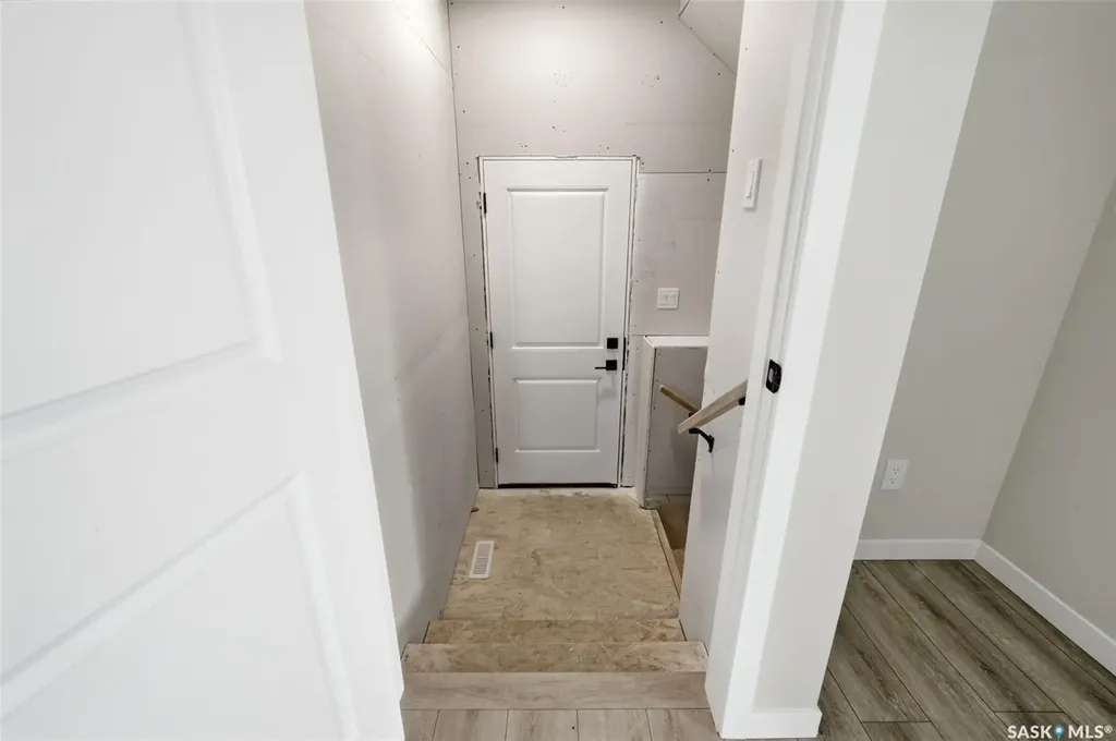 3252 Favel Drive Regina SK S4V 4B3