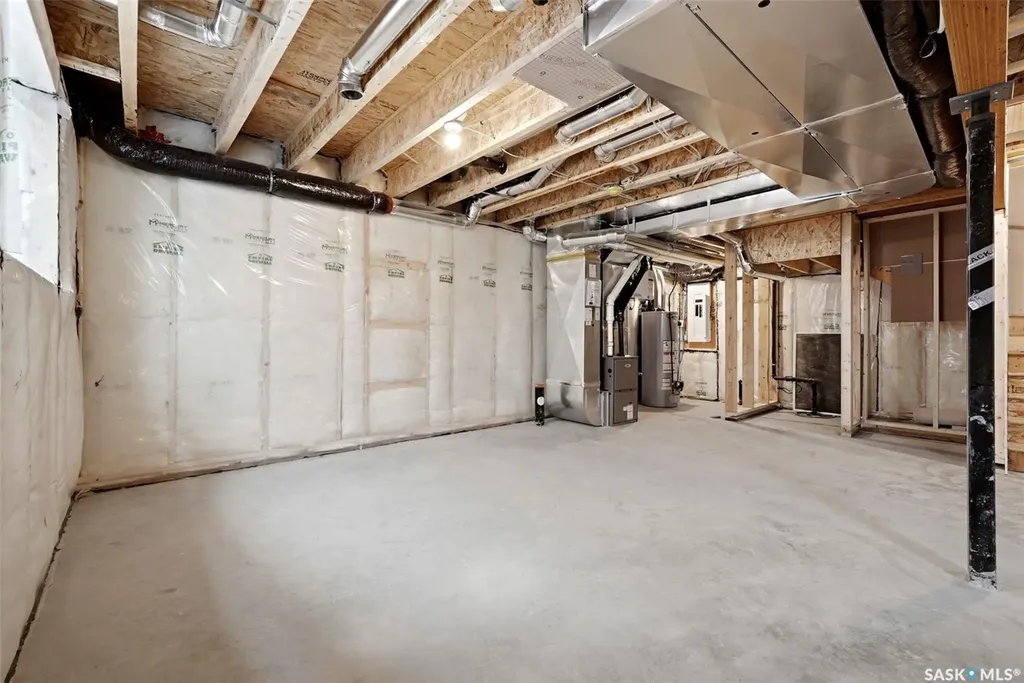 3252 Favel Drive Regina SK S4V 4B3