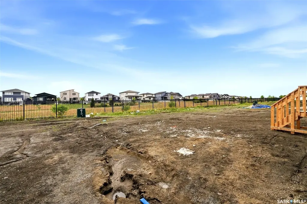 3252 Favel Drive Regina SK S4V 4B3