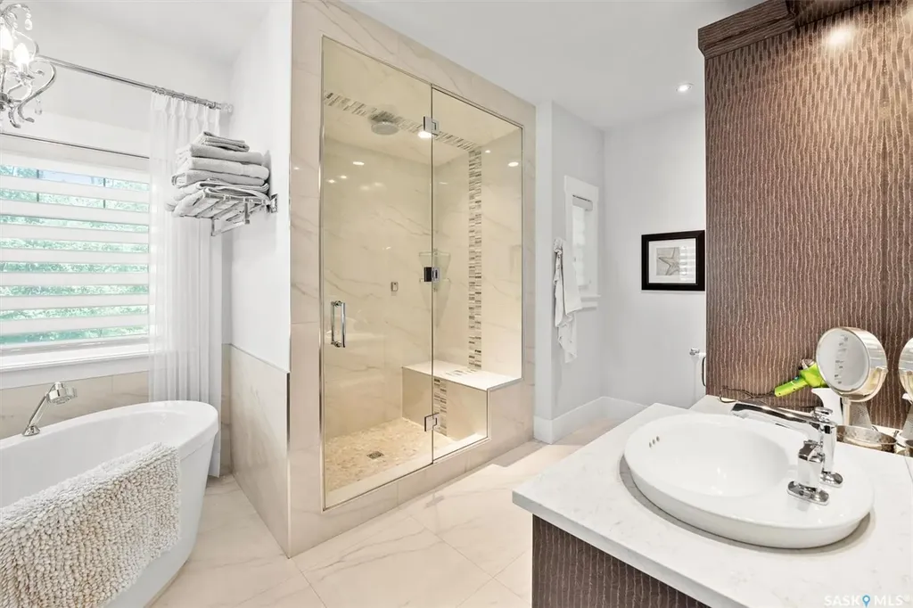 210 Okema Trail Lakeland Rm No. 521 SK S0J 0N0