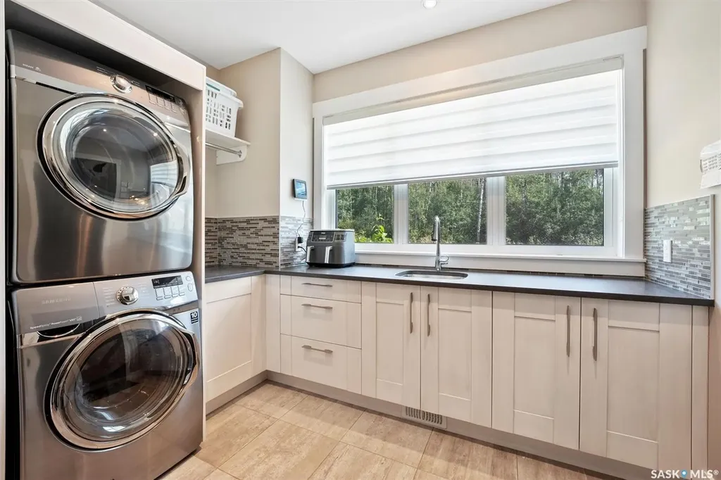 210 Okema Trail Lakeland Rm No. 521 SK S0J 0N0