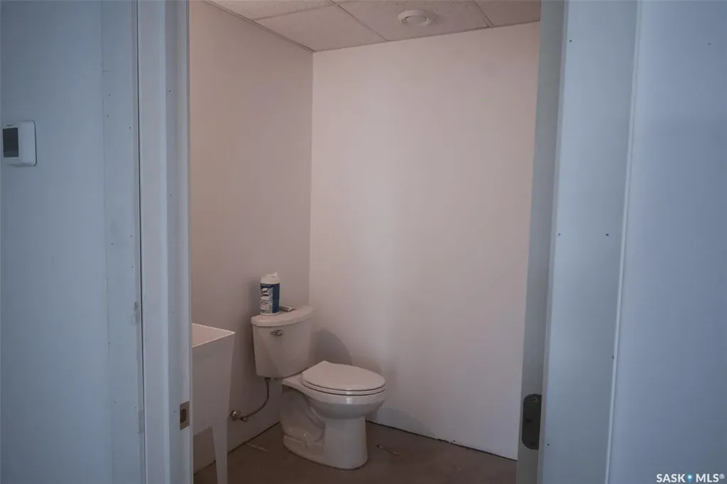 1143 Winnipeg Street Regina SK S4R 1J5