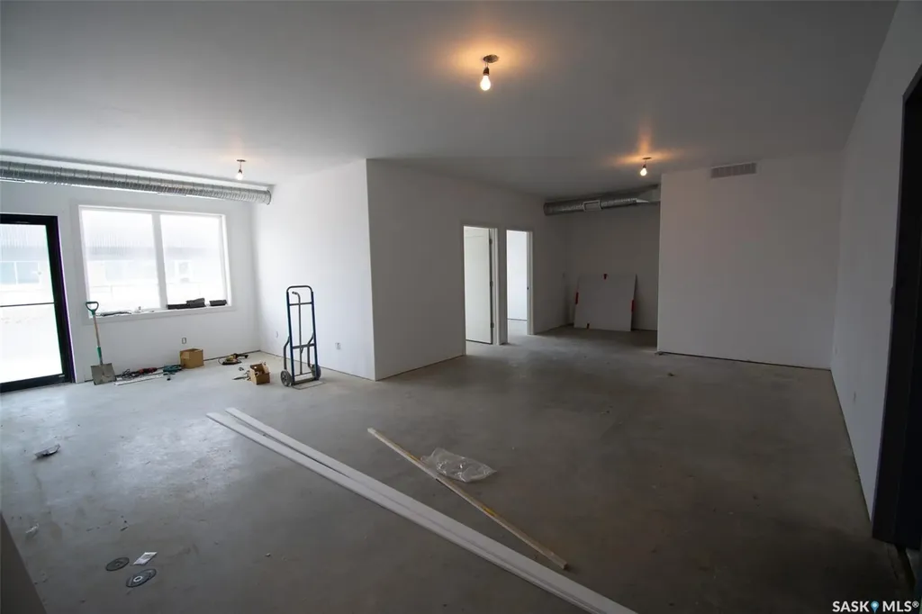 1143 Winnipeg Street Regina SK S4R 1J5
