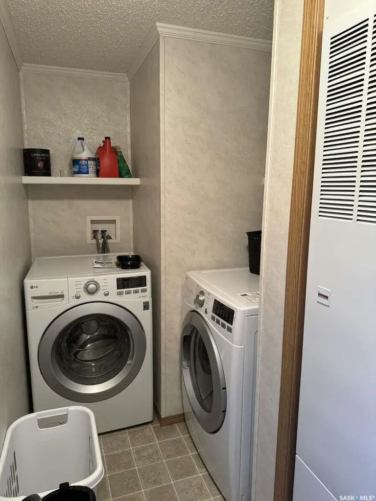 113 Minnow Crescent Island View SK S0G 0L0