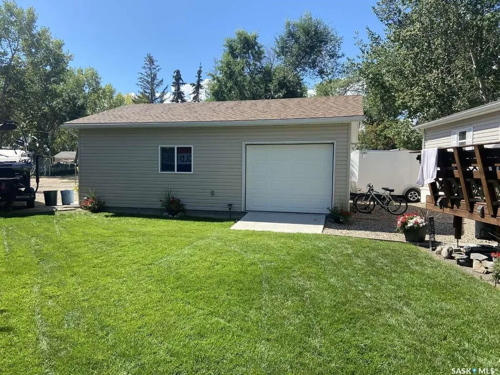 113 Minnow Crescent Island View SK S0G 0L0