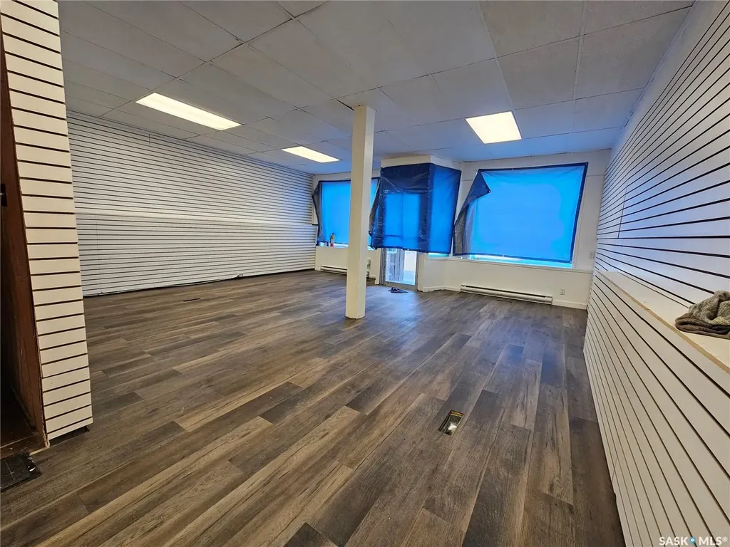 1086 102nd Street North Battleford SK S9A 1E6