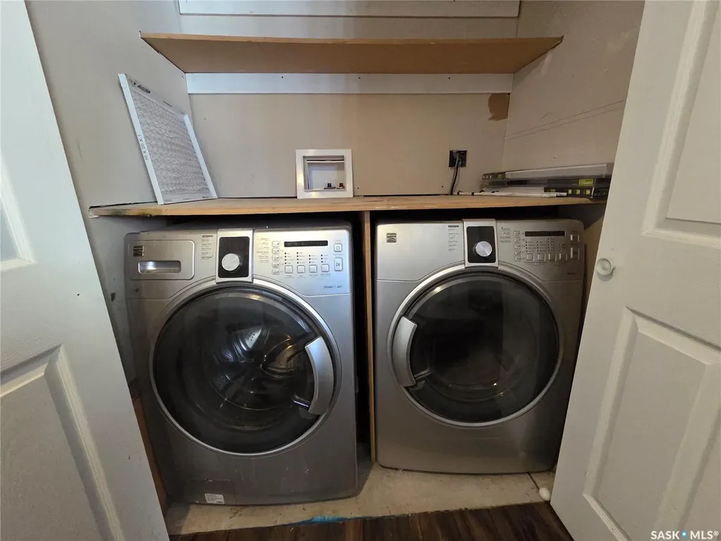 2011 Main Street Edam SK S0M 0V0