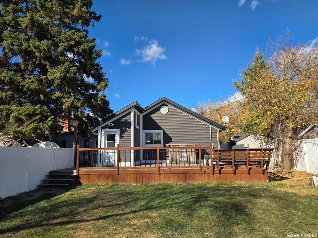 2011 Main Street Edam SK S0M 0V0