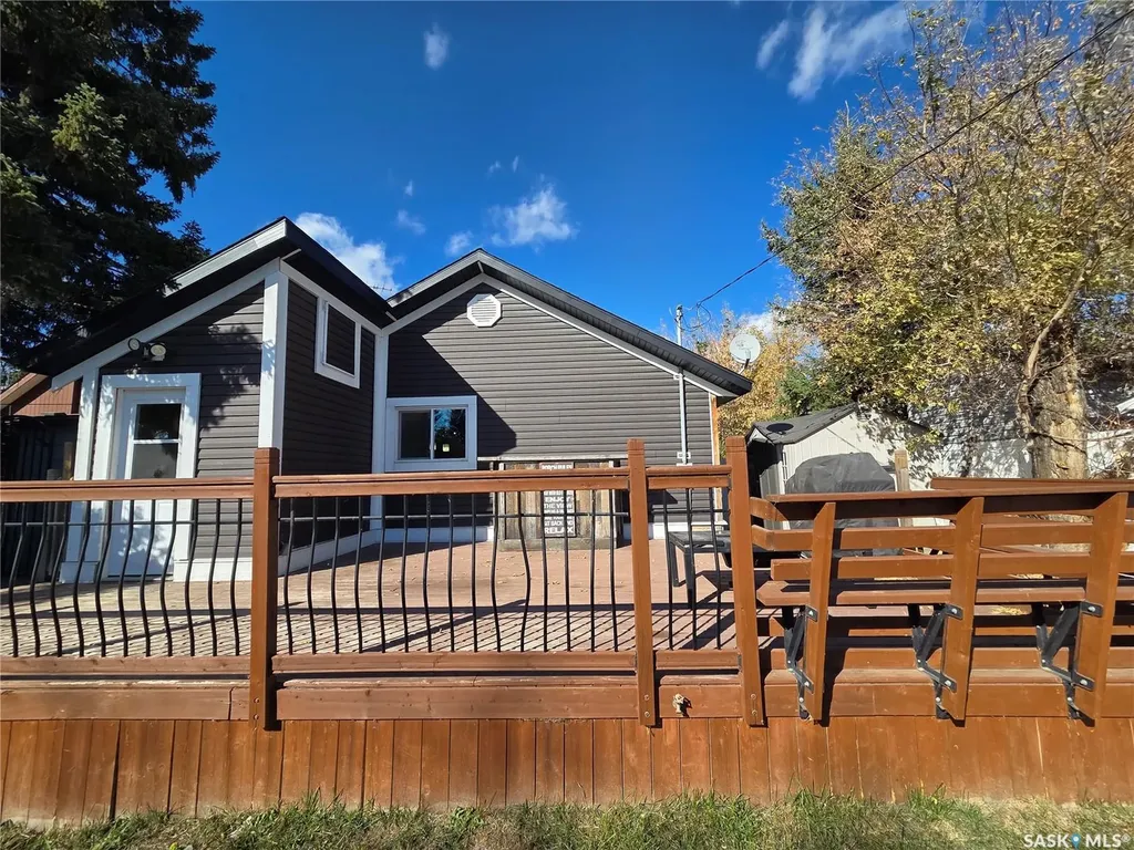 2011 Main Street Edam SK S0M 0V0