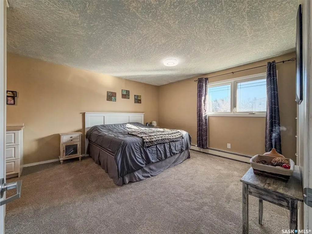 405 5th Street E Shaunavon SK S0N 2M0