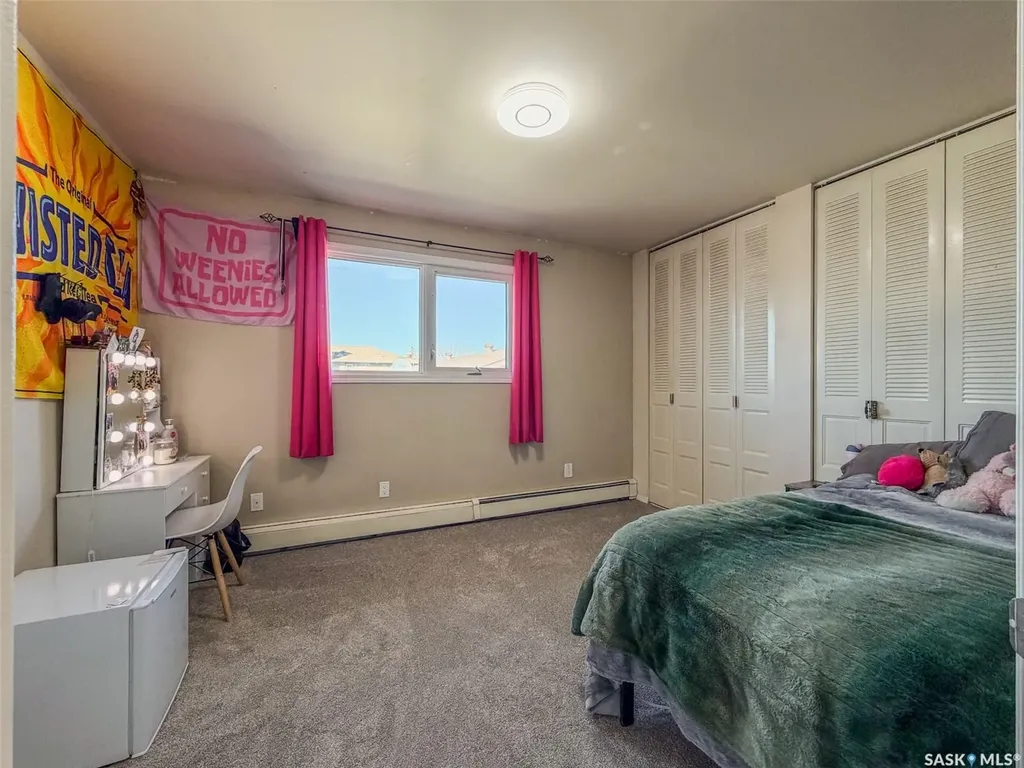 405 5th Street E Shaunavon SK S0N 2M0