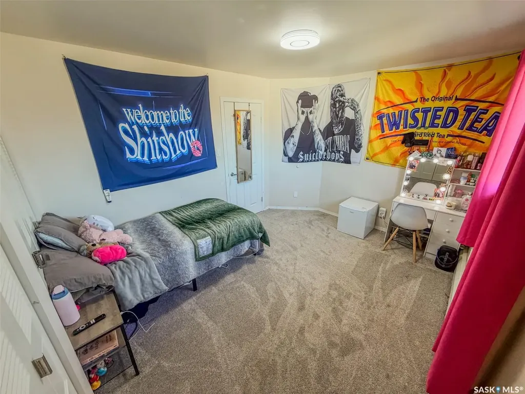 405 5th Street E Shaunavon SK S0N 2M0