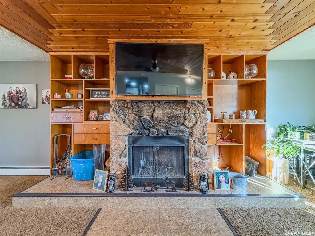 405 5th Street E Shaunavon SK S0N 2M0