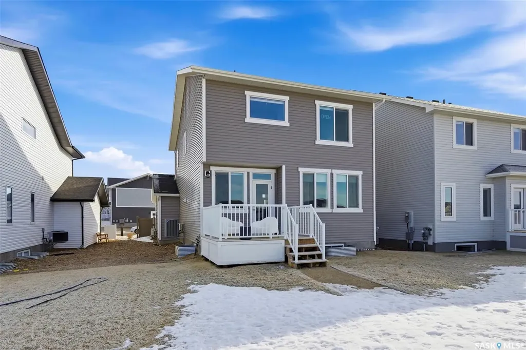 3204 Favel Drive Regina SK S4V 4B6